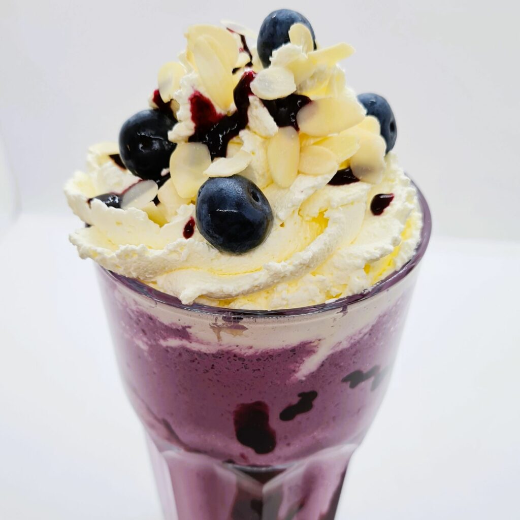 Royal Heidelbeere
Royal Shakes - Milchshakes für Genießer